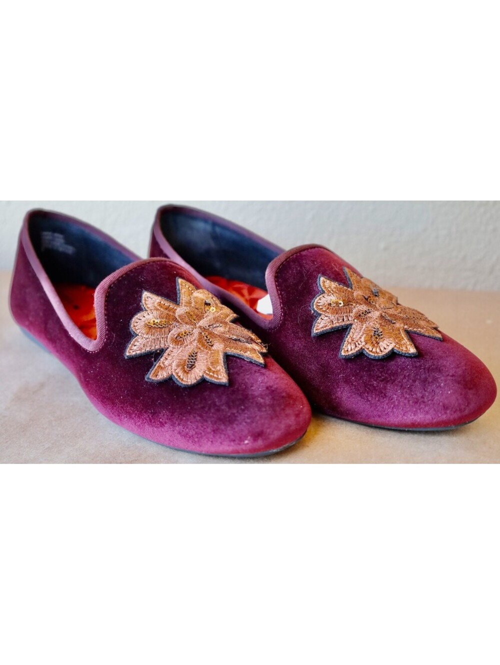 Birdies The Starling Boreaux Embroidry Womens Velvet SZ 8